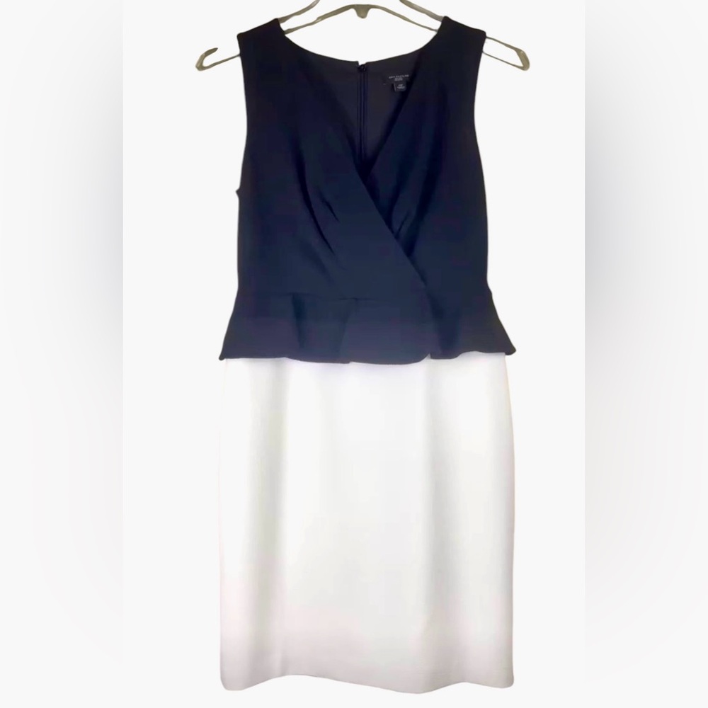 Ann Taylor Petite Black & White Sleeveless Peplum Dress Surplice Top Size 2 P